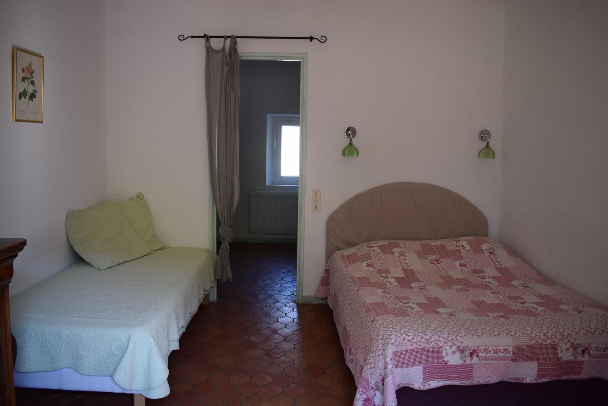 La Figuiere Fontaine De Vaucluse Bed & Breakfast Exterior photo